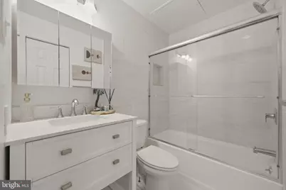 1601 Spring Garden Street #313, Philadelphia, PA 19130 - Photo 13