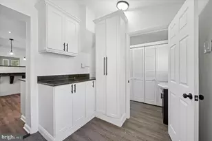 302 Fountain St, Philadelphia, PA 19128 - Photo 19