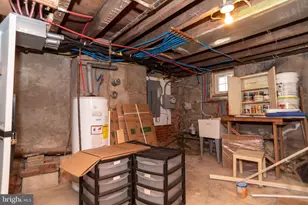 419 Gaskill St, Philadelphia, PA 19147 - Photo 17