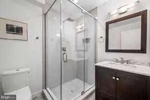 1322 S Dorrance St, Philadelphia, PA 19146 - Photo 17