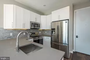 1340 S 13th St, Philadelphia, PA 19147 - Photo 17