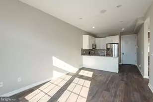 1340 S 13th St, Philadelphia, PA 19147 - Photo 9