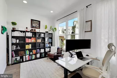 709 N 19th Street #UNIT 2, Philadelphia, PA 19130 - Photo 11