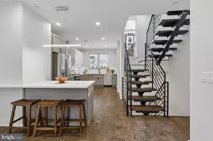 425 Watkins St, Philadelphia, PA 19148 - Photo 13