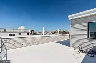 425 Watkins St, Philadelphia, PA 19148 - Photo 51