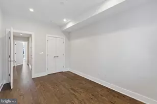 425 Watkins St, Philadelphia, PA 19148 - Photo 29