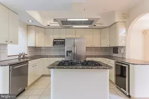 730 S Front St, Philadelphia, PA 19147 - Photo 9