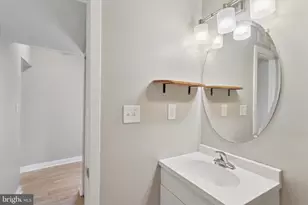 1800 Titan St, Philadelphia, PA 19146 - Photo 9