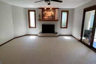 924 Clyde Ln, Philadelphia, PA 19128 - Photo 5