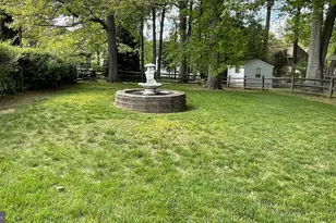 924 Clyde Ln, Philadelphia, PA 19128 - Photo 33