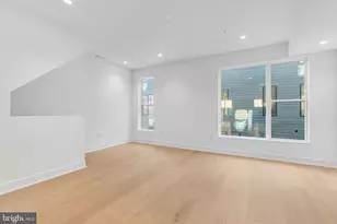635 N 7th St, Philadelphia, PA 19123 - Photo 3