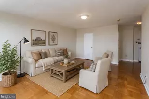 2601 Pennsylvania Ave, Philadelphia, PA 19130 - Photo 5