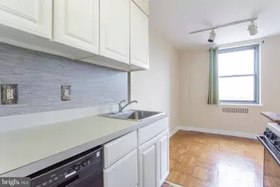 2601 Pennsylvania Avenue #711, Philadelphia, PA 19130 - Photo 15