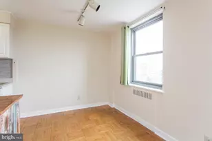 2601 Pennsylvania Ave, Philadelphia, PA 19130 - Photo 11