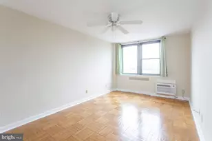 2601 Pennsylvania Ave, Philadelphia, PA 19130 - Photo 21