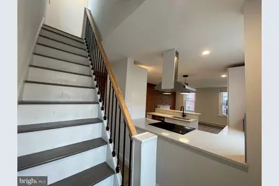 900 N 29th Street #B, Philadelphia, PA 19130 - Photo 5