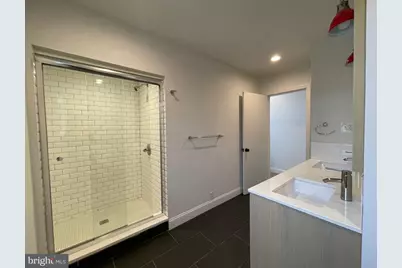 900 N 29th Street #B, Philadelphia, PA 19130 - Photo 13