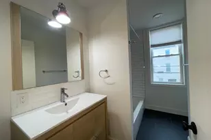 900 N 29th St, Philadelphia, PA 19130 - Photo 9