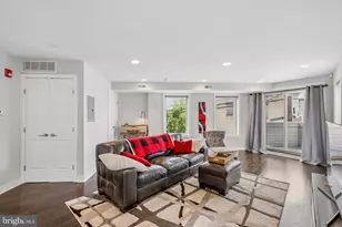 1644 Francis St, Philadelphia, PA 19130 - Photo 9