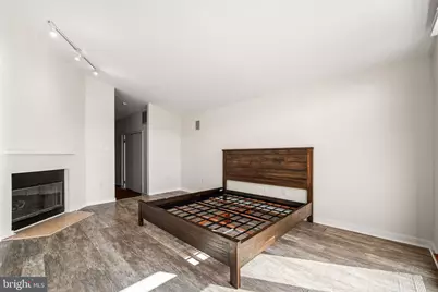 438 Spruce Street, Philadelphia, PA 19106 - Photo 11
