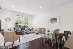 410 S Front St, Philadelphia, PA 19147 - Photo 3
