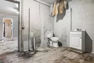 2131 N 28th St, Philadelphia, PA 19121 - Photo 11