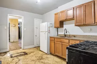 2131 N 28th St, Philadelphia, PA 19121 - Photo 9