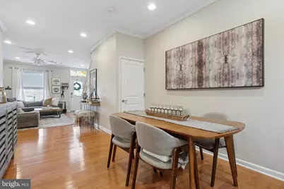 2527 Grays Ferry Avenue, Philadelphia, PA 19146 - Photo 5