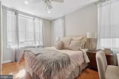 2527 Grays Ferry Avenue, Philadelphia, PA 19146 - Photo 17