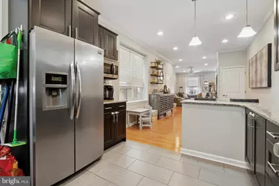 2527 Grays Ferry Avenue, Philadelphia, PA 19146 - Photo 9