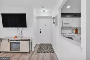 46202 Delaire Landing Rd, Philadelphia, PA 19114 - Photo 5