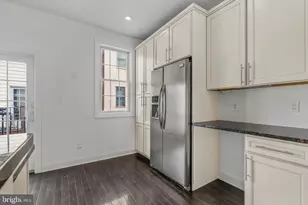 1015 N 3rd St, Philadelphia, PA 19123 - Photo 9