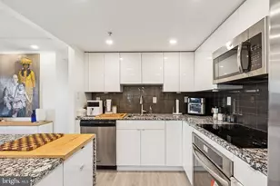 2001 Hamilton St, Philadelphia, PA 19130 - Photo 15