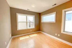 516 Carpenter St, Philadelphia, PA 19147 - Photo 7