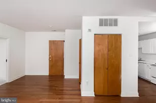 2201 S 16th St, Philadelphia, PA 19102 - Photo 5