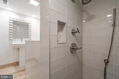 313 Fulton Street, Philadelphia, PA 19147 - Photo 15