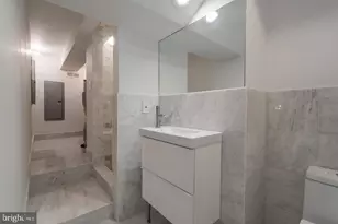313 Fulton St, Philadelphia, PA 19147 - Photo 25