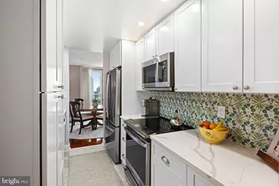 1919 Chestnut Street #2016, Philadelphia, PA 19103 - Photo 13