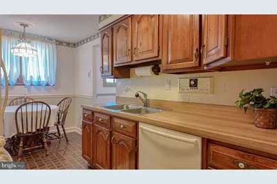 3415 Aubrey Avenue, Philadelphia, PA 19114 - Photo 9