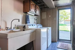 3415 Aubrey Ave, Philadelphia, PA 19114 - Photo 27