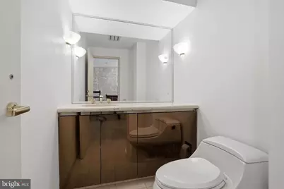 220 W Rittenhouse Square #22C, Philadelphia, PA 19103 - Photo 15