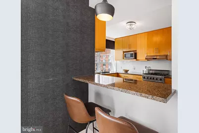 1425 Locust Street #32A, Philadelphia, PA 19102 - Photo 13