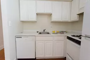 729 Spruce St, Philadelphia, PA 19106 - Photo 5
