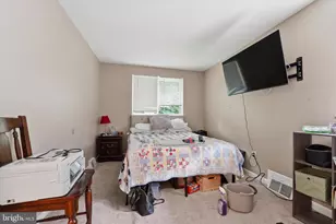 636 Green Ln, Philadelphia, PA 19128 - Photo 27