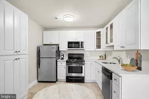 234 Bainbridge St, Philadelphia, PA 19147 - Photo 3