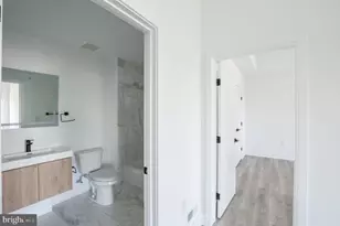 1420 Point Breeze Ave, Philadelphia, PA 19146 - Photo 9