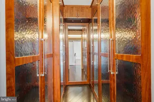 400 S Broad Street S, Philadelphia, PA 19146 - Photo 23
