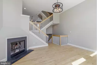 913 N Lawrence Street, Philadelphia, PA 19123 - Photo 11