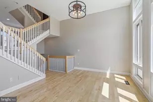 913 N Lawrence St, Philadelphia, PA 19123 - Photo 11