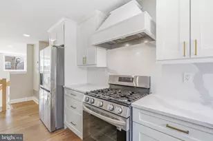 913 N Lawrence St, Philadelphia, PA 19123 - Photo 23